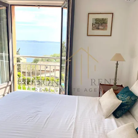 Avec Magnifique Vue Mer Sur Saint-tropez Villa Sainte-Maxime