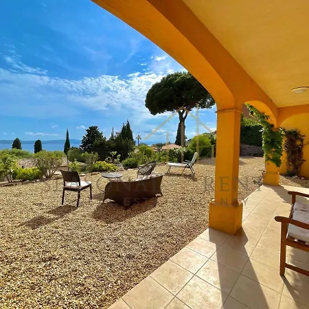 Villa Avec Magnifique Vue Mer Sur Saint-tropez