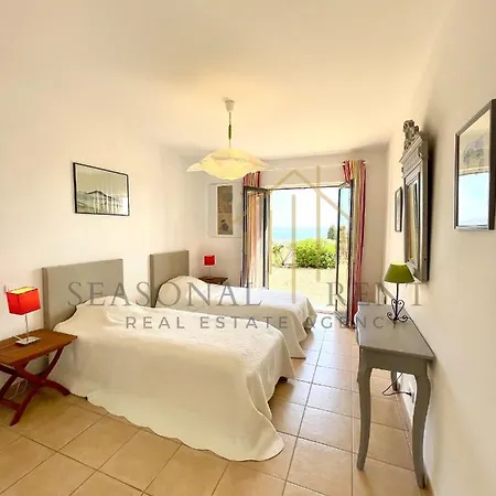 Villa Avec Magnifique Vue Mer Sur Saint-tropez